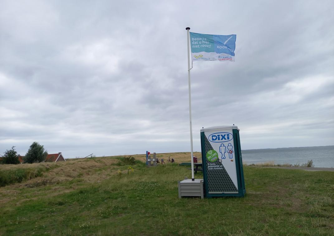 Strand Colijnsplaat Vlag en Dixie