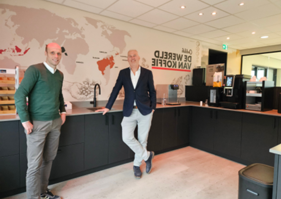 Van links naar rechts: Maurice Bernard en Herbert Stronk