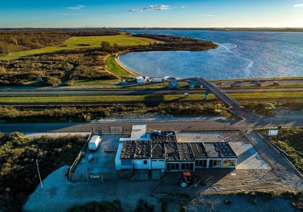 Veersegatdam met View zicht op Veerse Meer