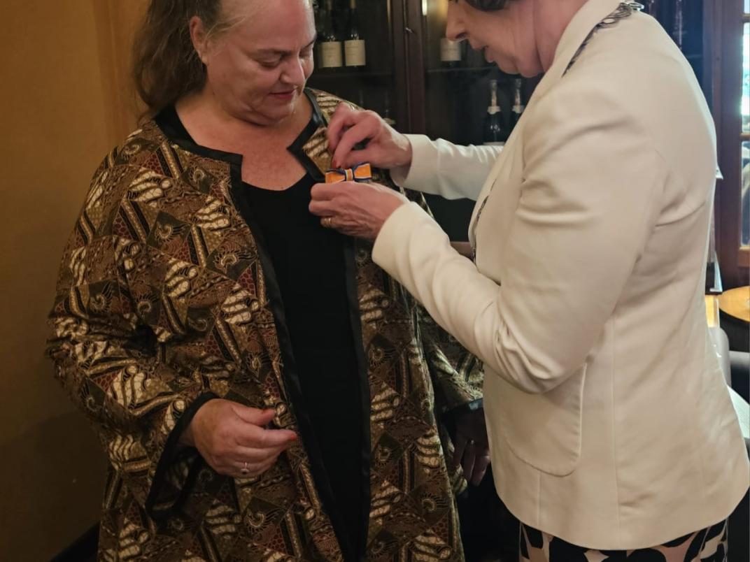 Burgemeester Meeuwisse en mevr Dijkinga