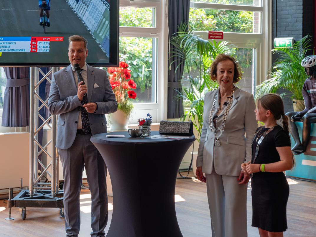 De aftrap in de VIP-ruimte