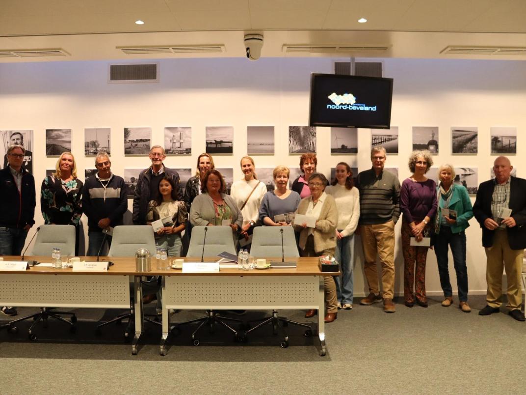 onthulling fotowand raadszaal