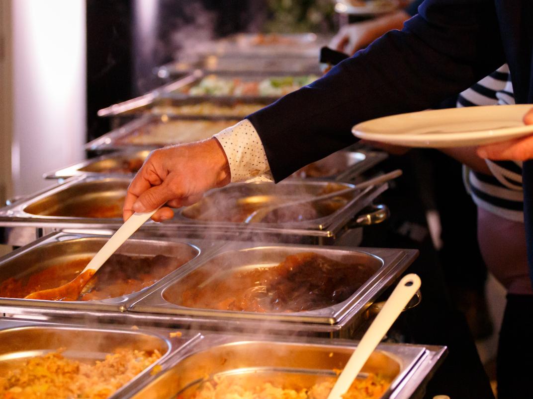 Eten van buffet